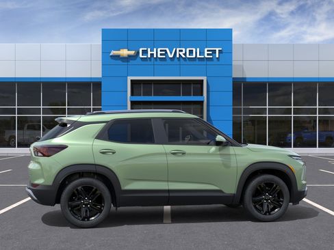 New 2026 Chevrolet TrailBlazer LT FWD image 5