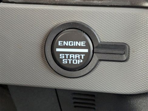 Used 2021 Ford Bronco Black Diamond image 23