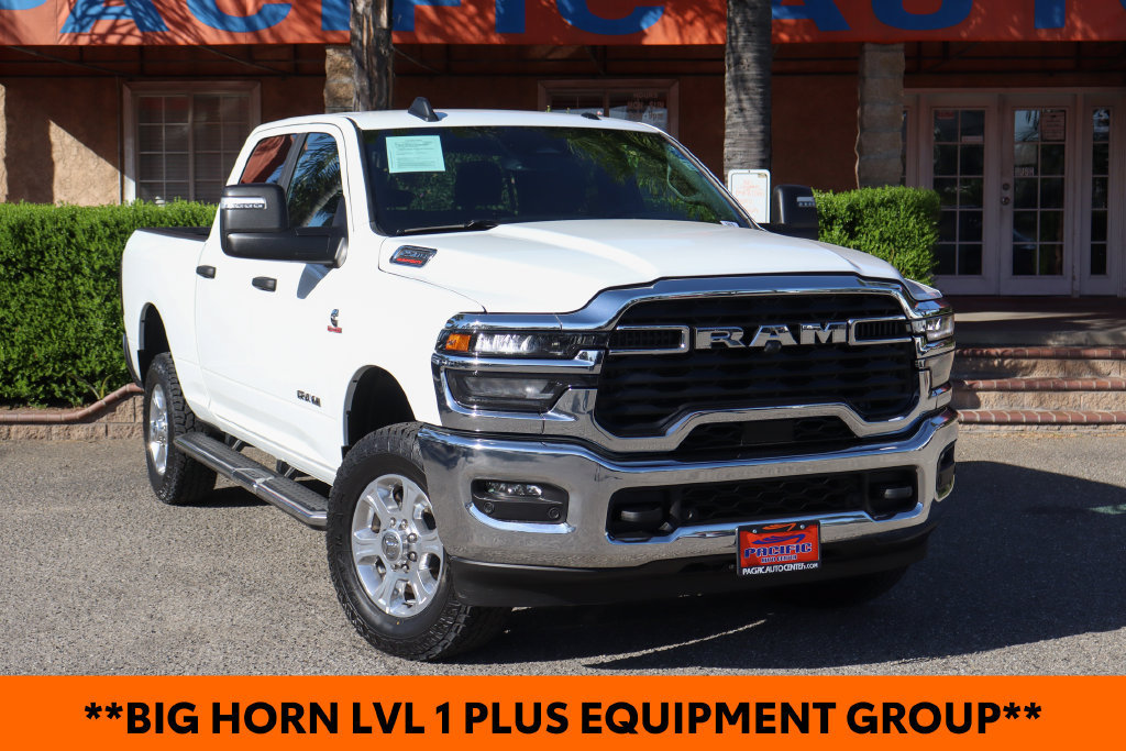 Used 2026 RAM 2500 Big Horn AWD/4WD image 2
