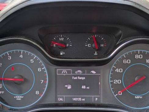 Used 2016 Chevrolet Cruze LS FWD image 11