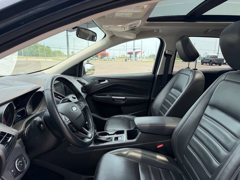 Used 2019 Ford Escape SEL AWD/4WD image 9