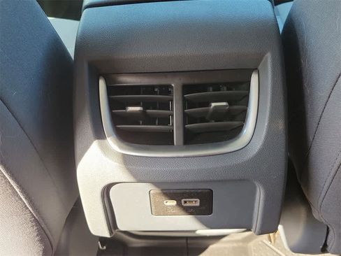 Used 2020 Chevrolet Blazer LT image 11