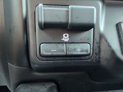 Used 2023 Chevrolet Silverado 2500 LT w/ Midnight Edition image 19