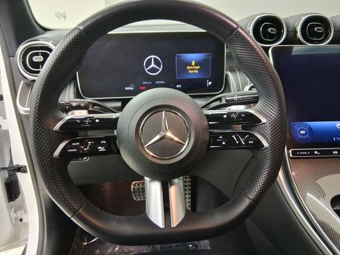 Used 2023 Mercedes-Benz GLC 300 4MATIC image 14
