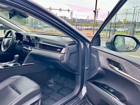 Certified 2025 Toyota Camry XLE FWD image 15