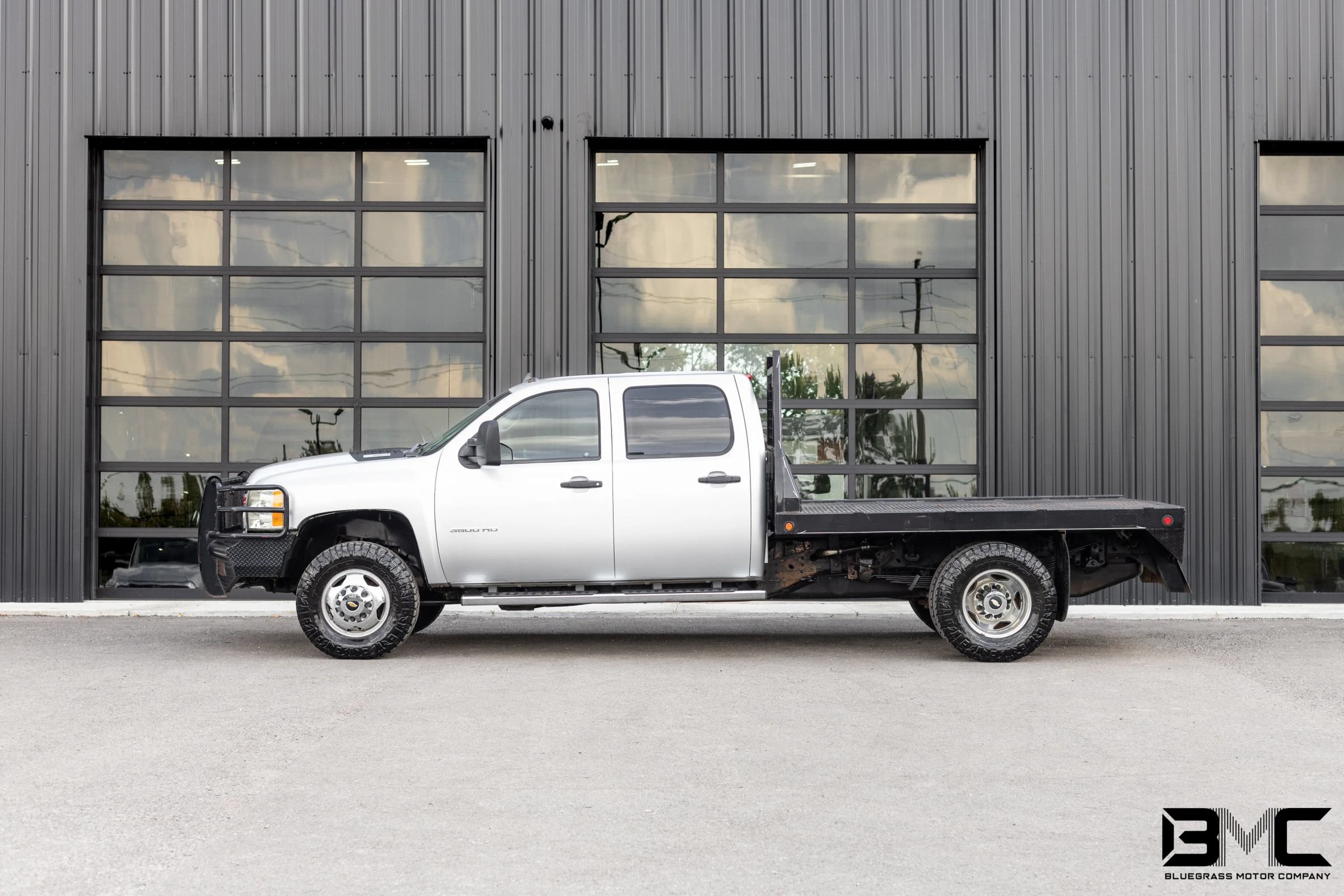 Used 2013 Chevrolet Silverado 3500 LT w/ Interior Plus Package AWD/4WD image 1