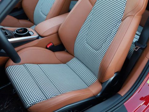 Used 2024 Porsche 911 Targa 4S image 26