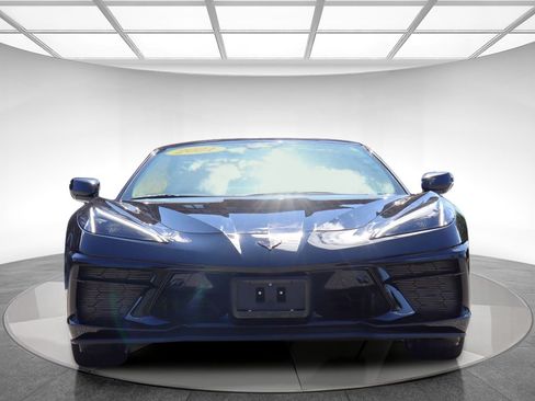 Used 2021 Chevrolet Corvette Stingray Premium Cpe w/ Z51 Performance Package RWD image 2