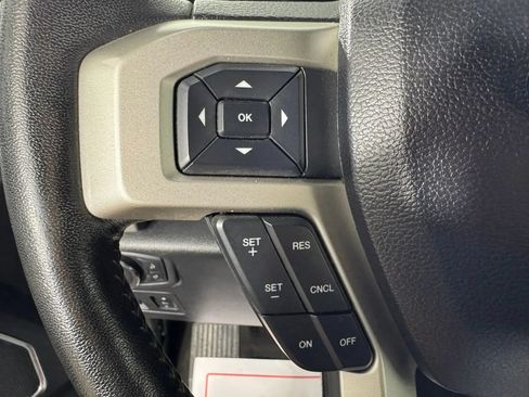Used 2019 Ford F150 Lariat w/ Equipment Group 502A Luxury AWD/4WD image 15