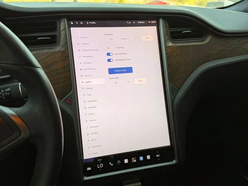 Used 2020 Tesla Model S Long Range AWD/4WD image 45