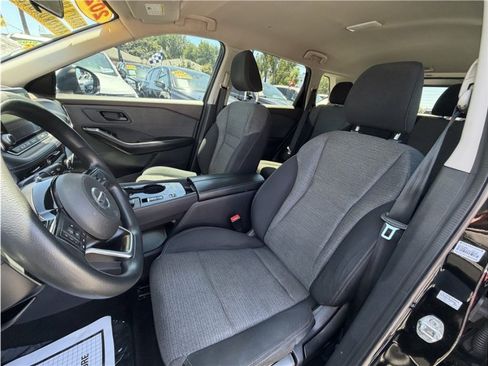 Used 2021 Nissan Rogue S FWD image 16