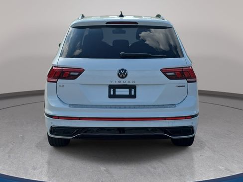 Used 2022 Volkswagen Tiguan SE R-Line AWD/4WD image 6