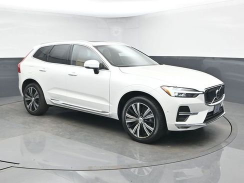 Used 2023 Volvo XC60 B5 Ultimate w/ Climate Package AWD/4WD image 7