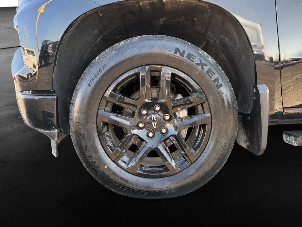 Used 2023 Chevrolet Silverado 1500 RST AWD/4WD image 11
