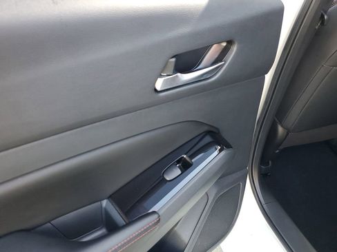 Used 2023 Nissan Altima 2.5 SR image 17