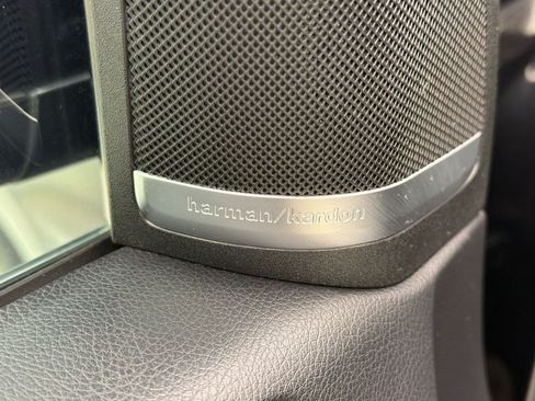 Used 2019 Mercedes-Benz GLS 450 4MATIC image 29