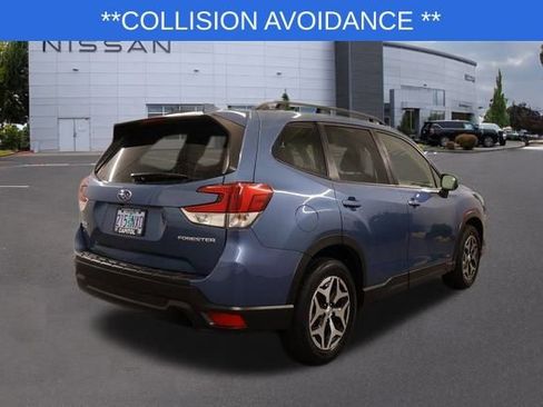 Used 2022 Subaru Forester Premium w/ Popular Package #1 image 3