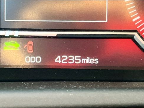 Used 2024 Toyota GR86 Premium image 12