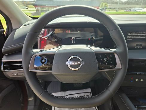 New 2026 Nissan Murano SV image 9