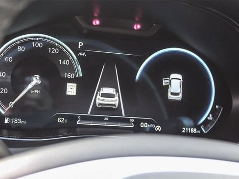 Used 2023 Genesis GV70 2.5T w/ Sport Prestige Package image 28