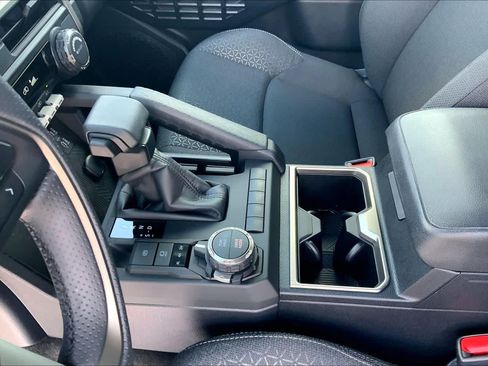 Used 2026 Toyota 4Runner SR5 AWD/4WD image 17