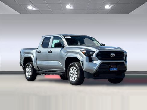 Used 2024 Toyota Tacoma SR RWD image 7