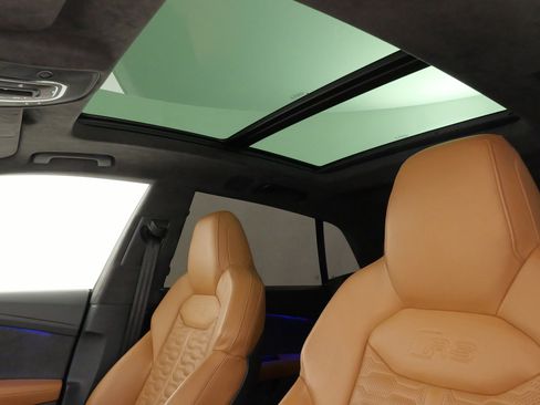 Used 2022 Audi RS Q8 image 36