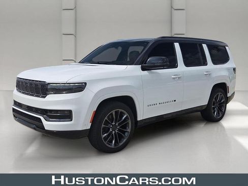Certified 2025 Jeep Grand Wagoneer Series III w/ Quick Order Packagew 28T AWD/4WD image 1