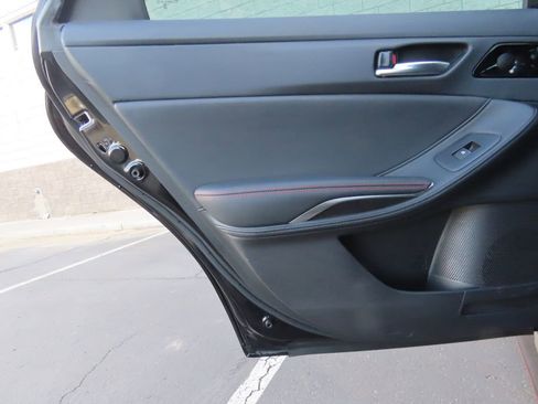 Used 2021 Toyota Avalon TRD image 25