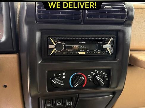 Used 2000 Jeep Wrangler Sahara AWD/4WD image 12
