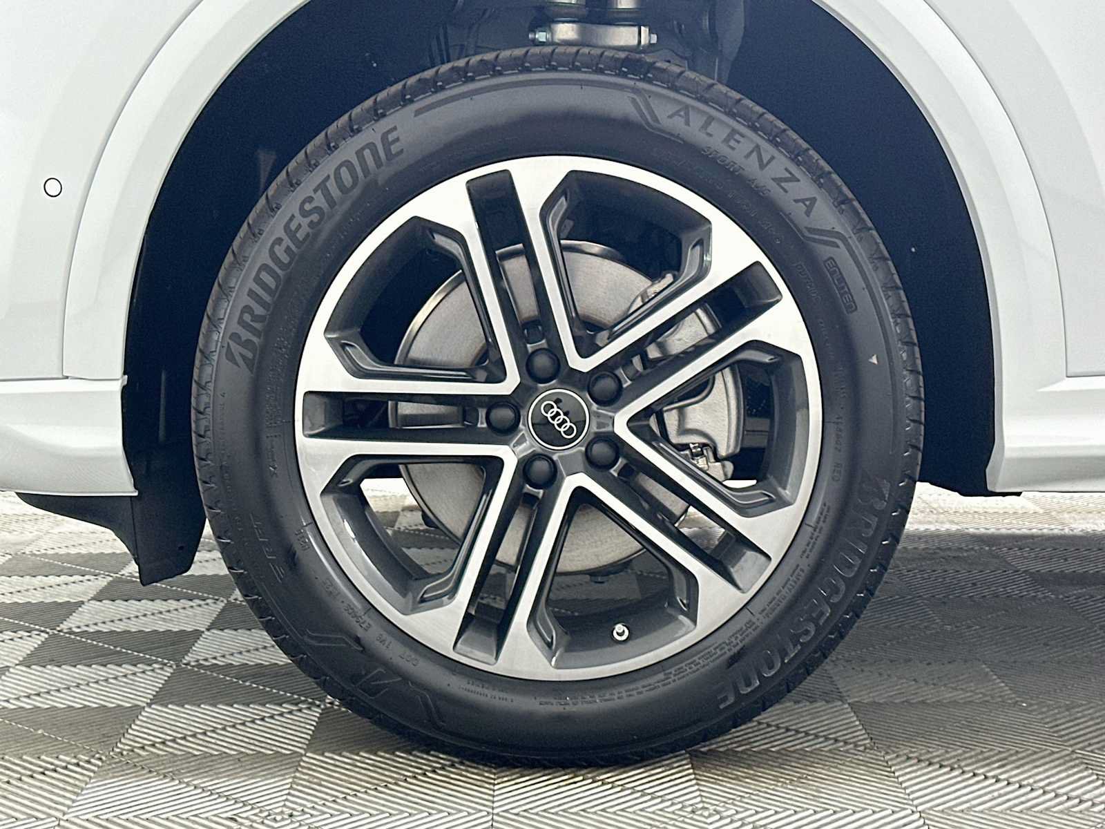 Certified 2025 Audi Q5 Premium w/ Premium Plus AWD/4WD image 29