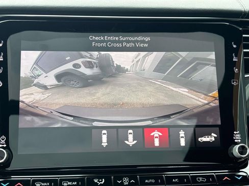 New 2026 Jeep Grand Wagoneer Summit w/ Premium Group III AWD/4WD image 17