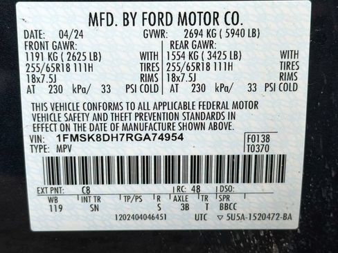 Used 2024 Ford Explorer XLT w/ Equipment Group 202A AWD/4WD image 35