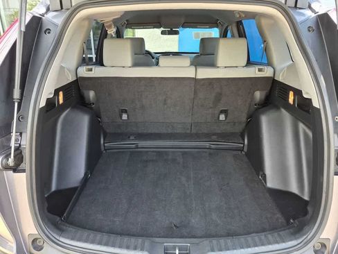 Used 2017 Honda CR-V LX image 37