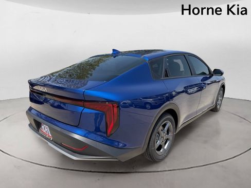 New 2026 Kia K4 FWD image 4