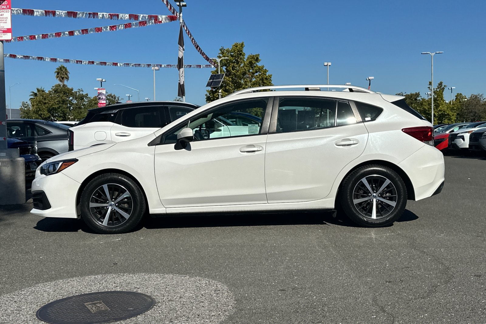 Used 2022 Subaru Impreza 2.0i Premium w/ Popular Package #3 AWD/4WD image 7