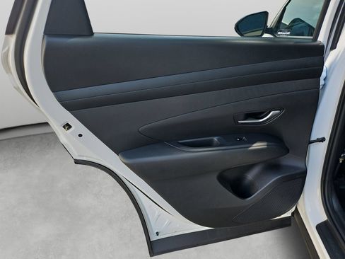 Used 2025 Hyundai Tucson SEL FWD image 35