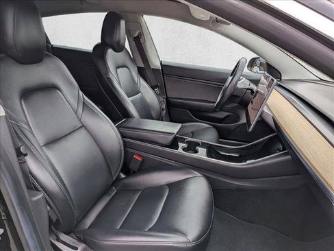Used 2019 Tesla Model 3 Mid Range RWD image 21