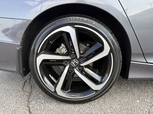 Used 2020 Honda Accord Sport image 29