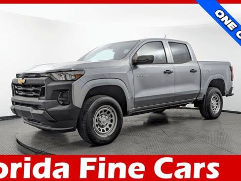 Used 2023 Chevrolet Colorado W/T RWD image 1