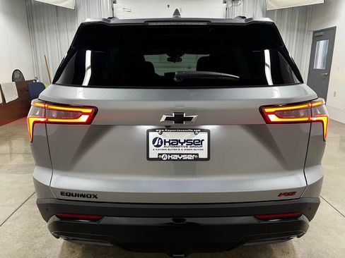 New 2026 Chevrolet Equinox RS w/ Convenience Package III FWD image 4