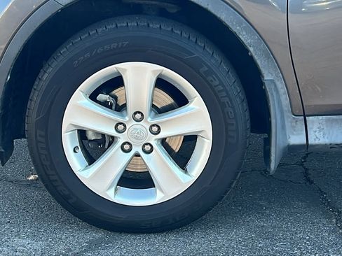 Used 2014 Toyota RAV4 XLE image 9
