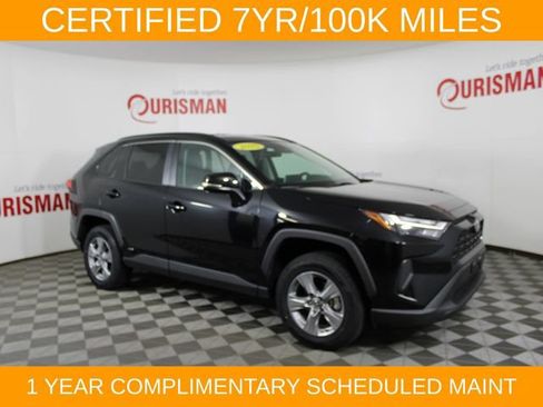 Used 2025 Toyota RAV4 XLE AWD/4WD image 11