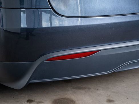 Used 2024 Tesla Model X image 25