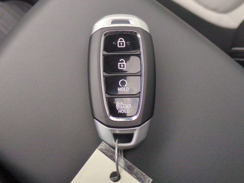 New 2026 Hyundai Venue SEL FWD image 29