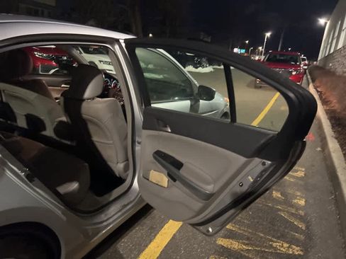 Used 2009 Honda Accord EX-L image 22