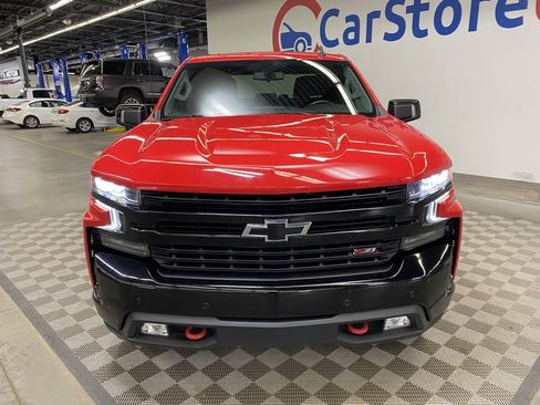 Used 2019 Chevrolet Silverado 1500 LT Trail Boss image 4