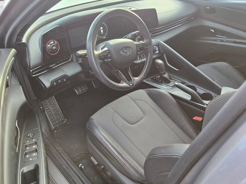 Used 2023 Hyundai Elantra N Line w/ Preferred Accessory Package FWD image 9