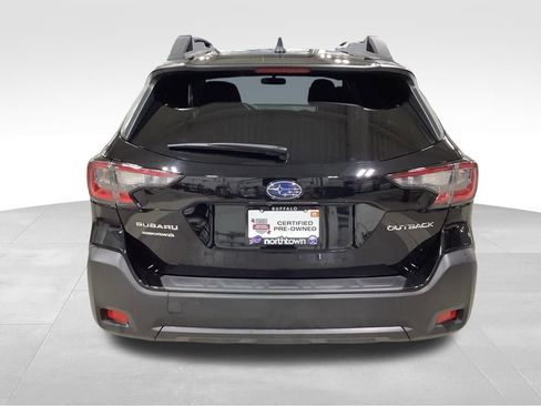Used 2025 Subaru Outback Premium image 7