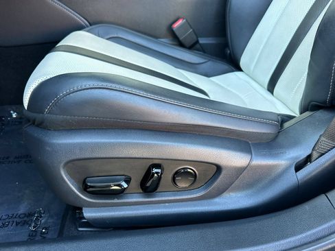 Used 2023 Lexus ES 350 F Sport w/ Accessory Package (Z2) FWD image 13